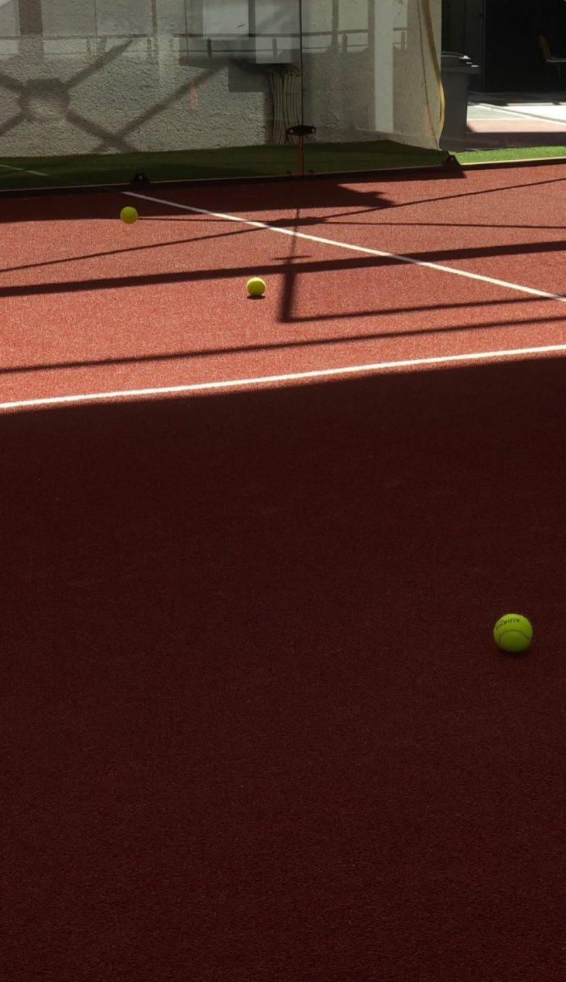 Alanya Padel Academy İçin 2 Adet Full Panoramik Padel Kortu Kurduk