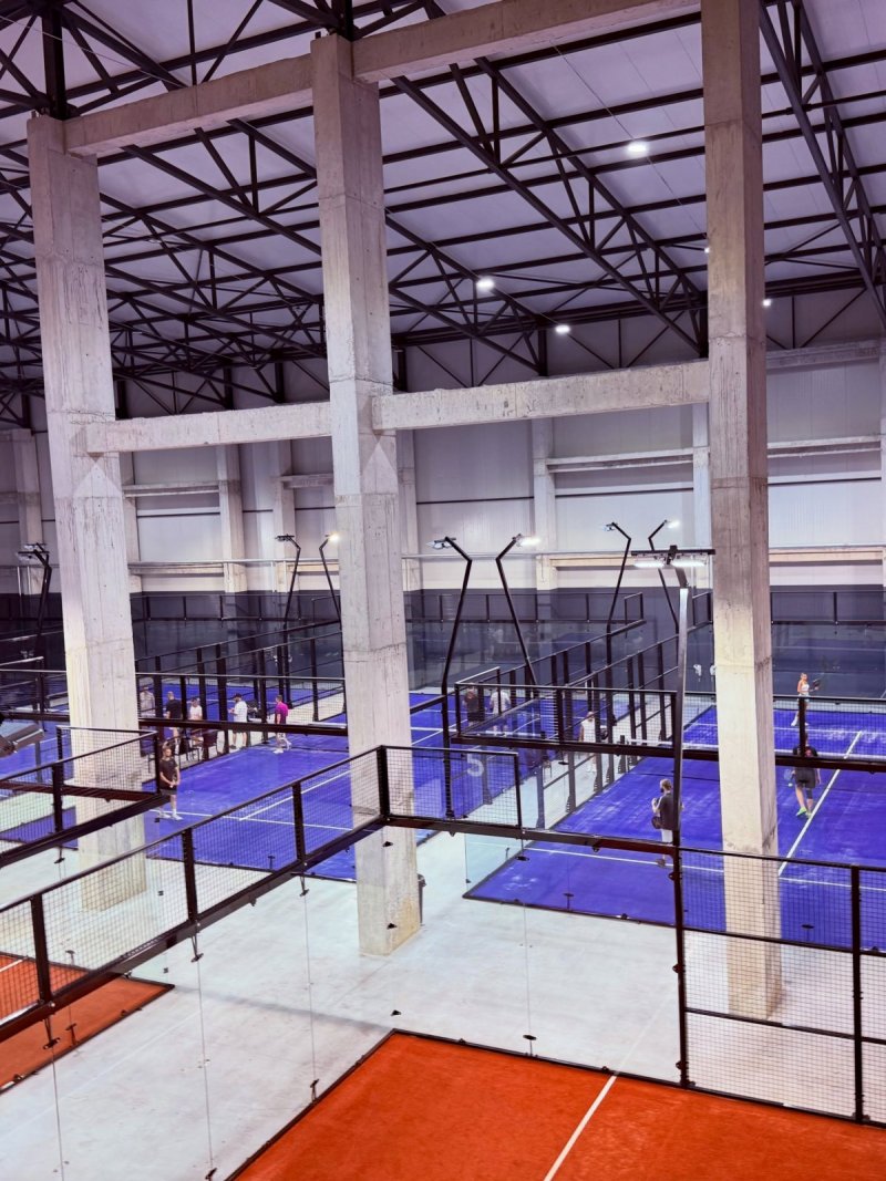 Moldova 9-Court Turnkey Indoor Padel Facility Construction