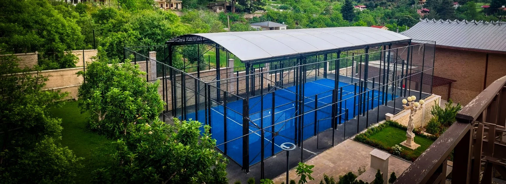 TURNKEY PADEL COURTS